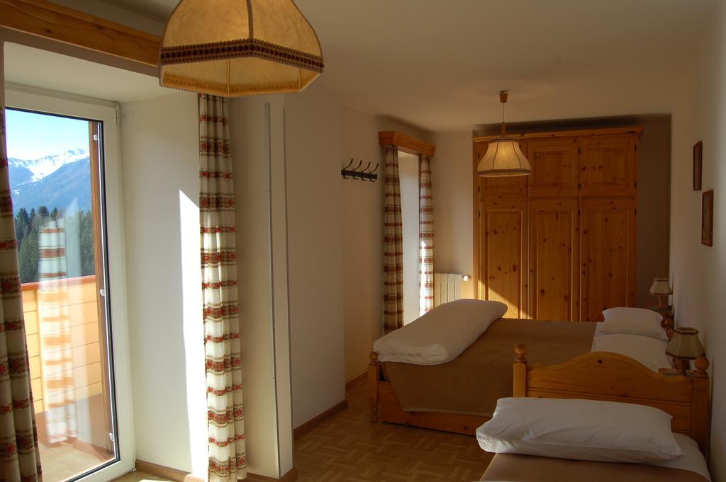 Hotel Millefiori ヴィーゴ・ディ・ファッサ 部屋 写真